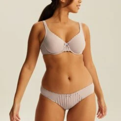 Slip Beige Noisette Stockholm -Bestform Lingerie Boutique BL02446 042 WEB 31