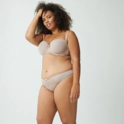 Slip Beige Noisette Stockholm -Bestform Lingerie Boutique BL02446 042 WEB 3 ab64a242 76c2 4fe0 a7bd a952e8c0a187
