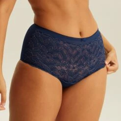 Culotte Marine CAPRI -Bestform Lingerie Boutique BL03500 021 WEB 1 ccd3fc93 2785 4d8e b08f 1e5c9e292116