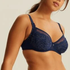 Soutien-gorge Emboîtant Avec Armatures Marine CAPRI -Bestform Lingerie Boutique BL14500 021 WEB 11