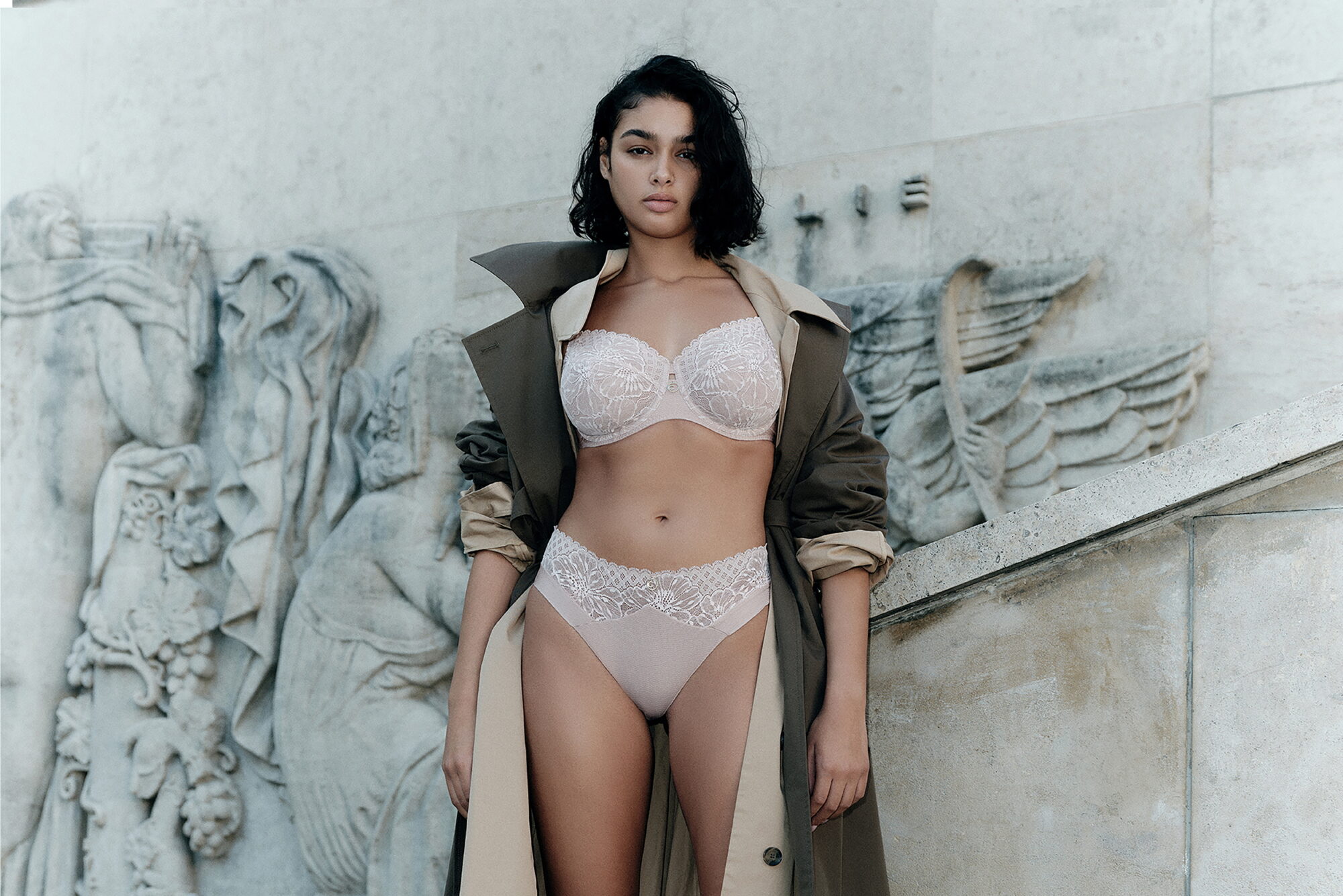 Bestform Lingerie Boutique -Bestform Lingerie Boutique formato cover pb 2000x1334 1